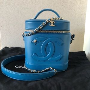 Authentic Chanel Vanity Case 2019-2020